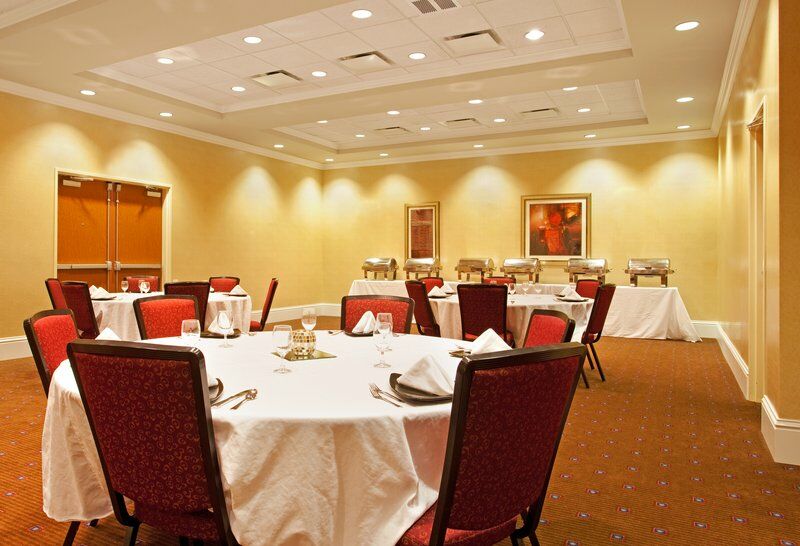 Holiday Inn Aurora North - Naperville By Ihg Esterno foto